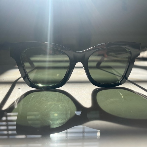 Louis Vuitton acetate Blanca sunglasses in black - Picture 8 of 8